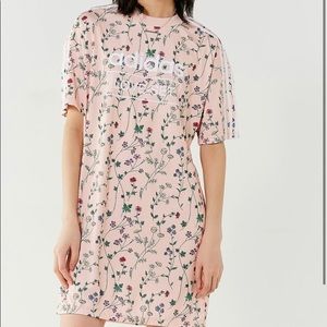 Adidas dress never worn